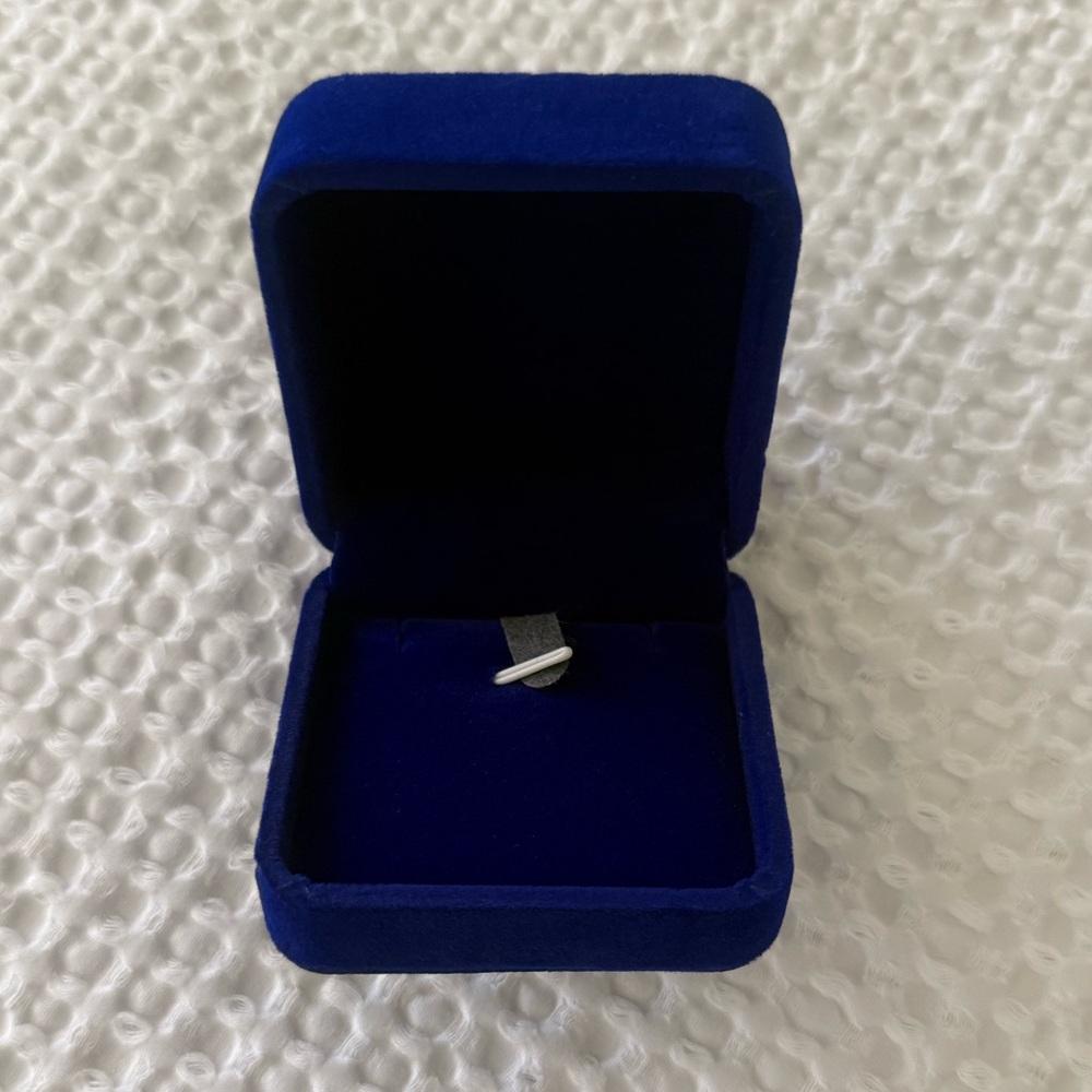 NWT Empty Jewellery Box